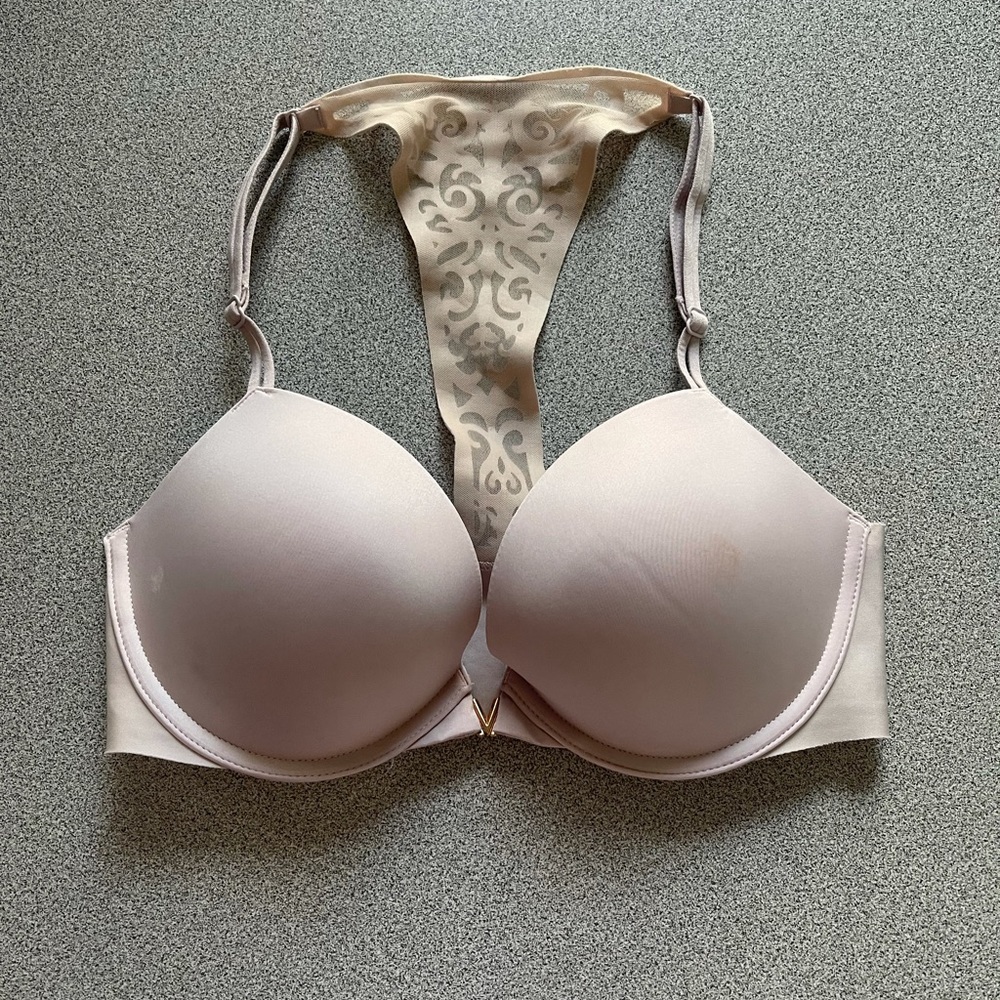 Victoria’s Secret Blush Pink Open Front Bra 32 D